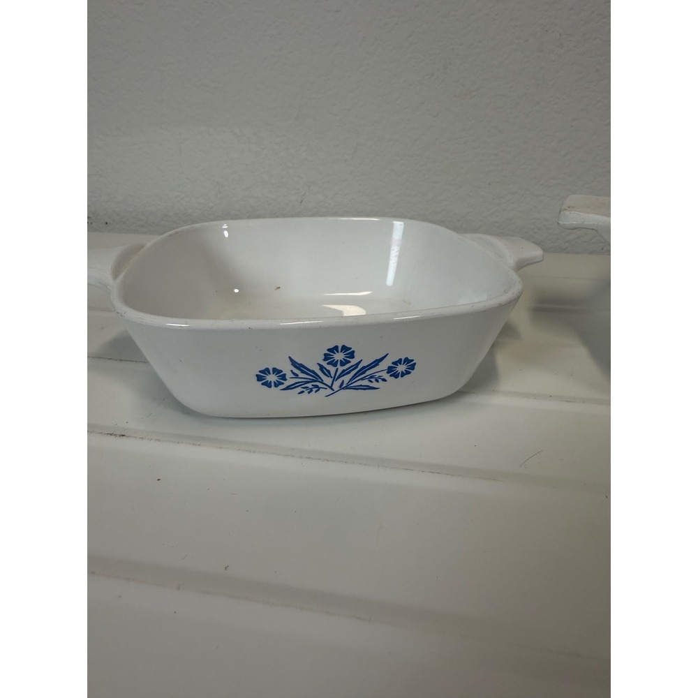 Corning Ware Blue Cornflower P-41-B Petite Casserole Dish 1.75 Cup Vintage USA
